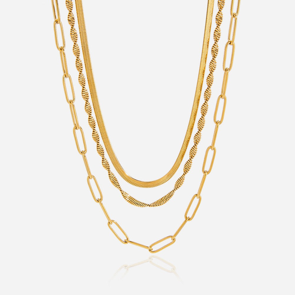 Three layer necklace set