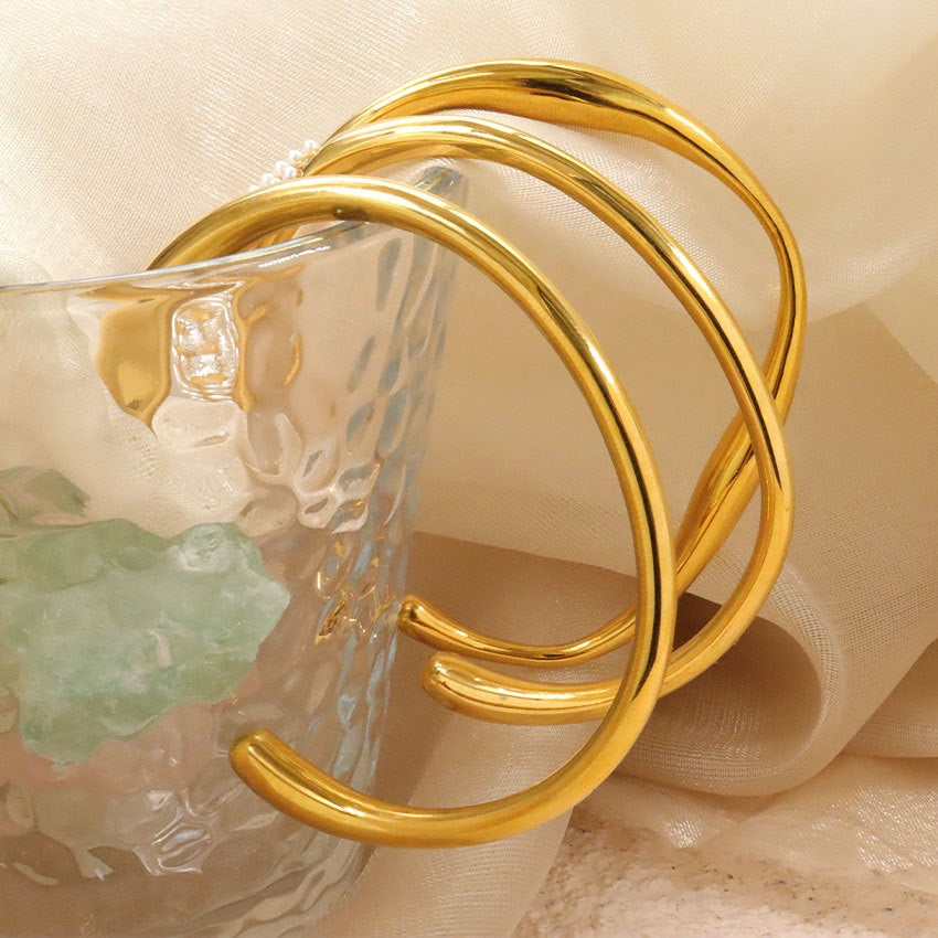 Moksha open bangle