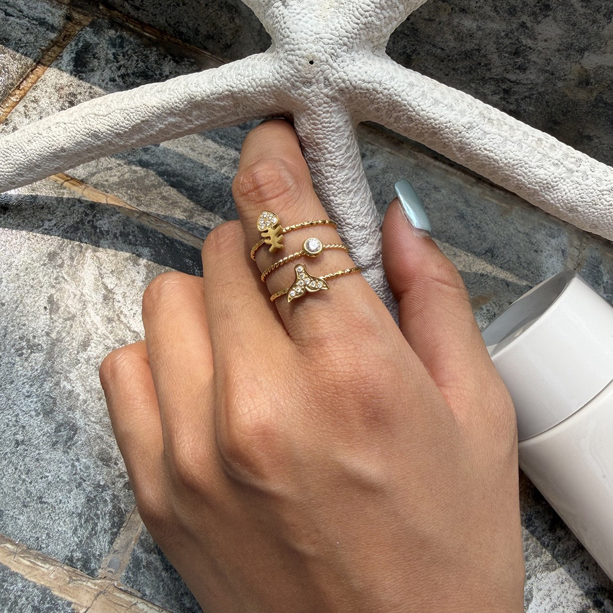 Fish tale rings set of there