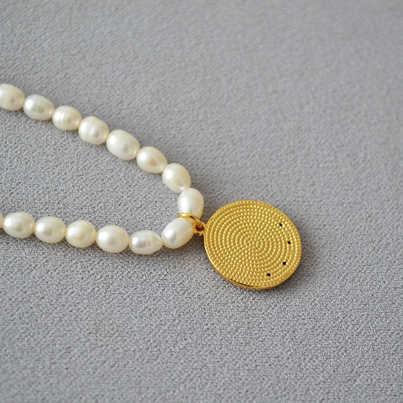 Nina Evil eye pearl necklace