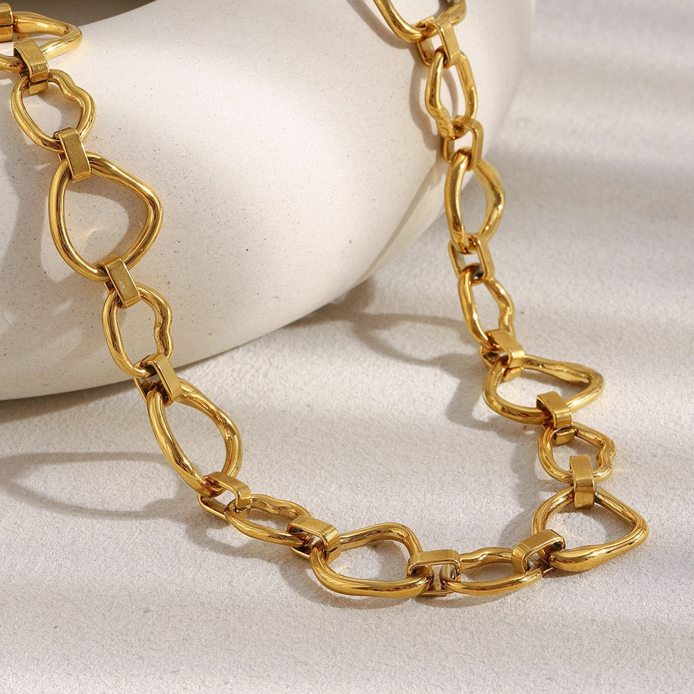 Green heart chain set