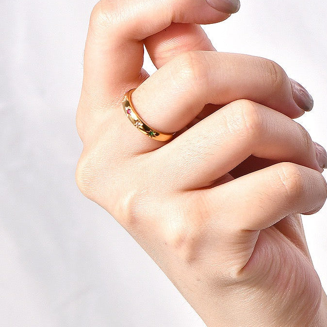 Rainbow stars ring