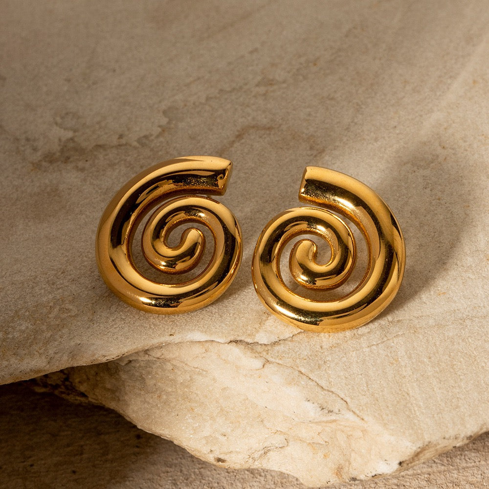 Three swirls earrings necklace collections