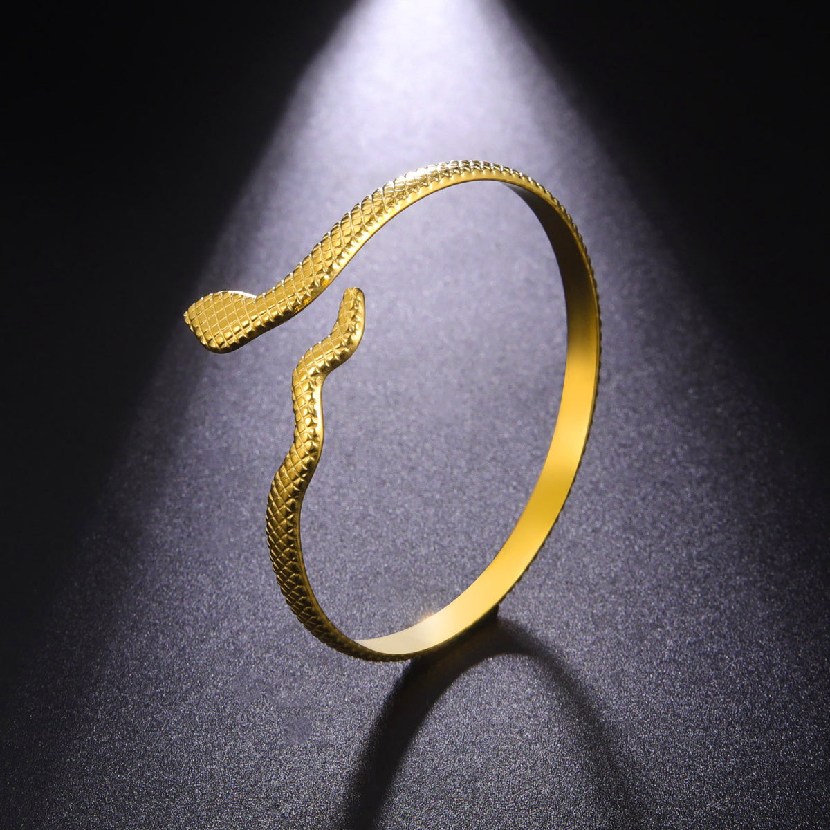 Grove snake bangle