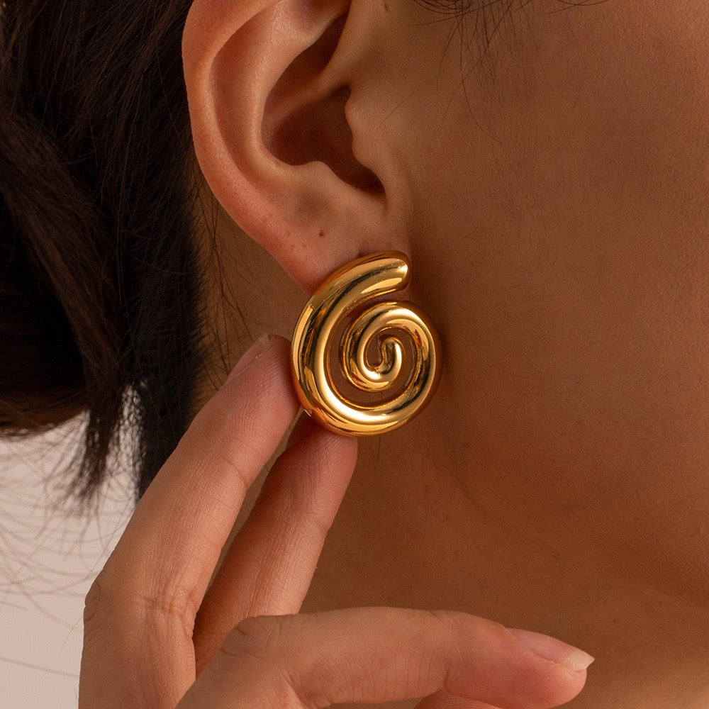 Three swirls earrings necklace collections