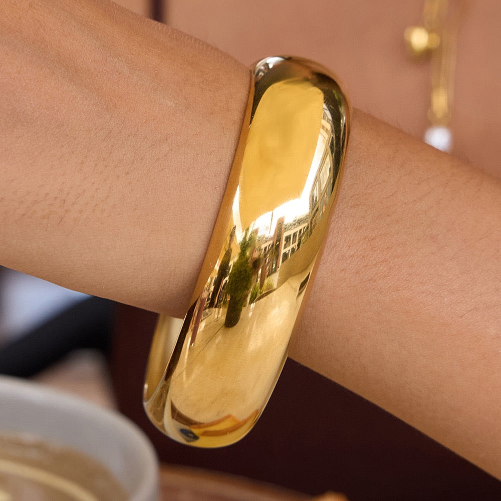 Big classic round bangle