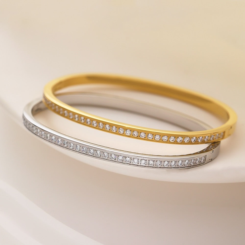 Galaxy shiny bangle