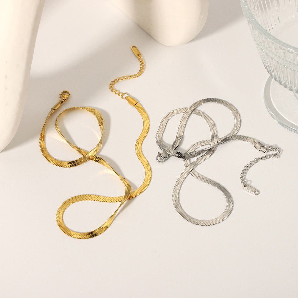 Andrea Classic snake necklaces