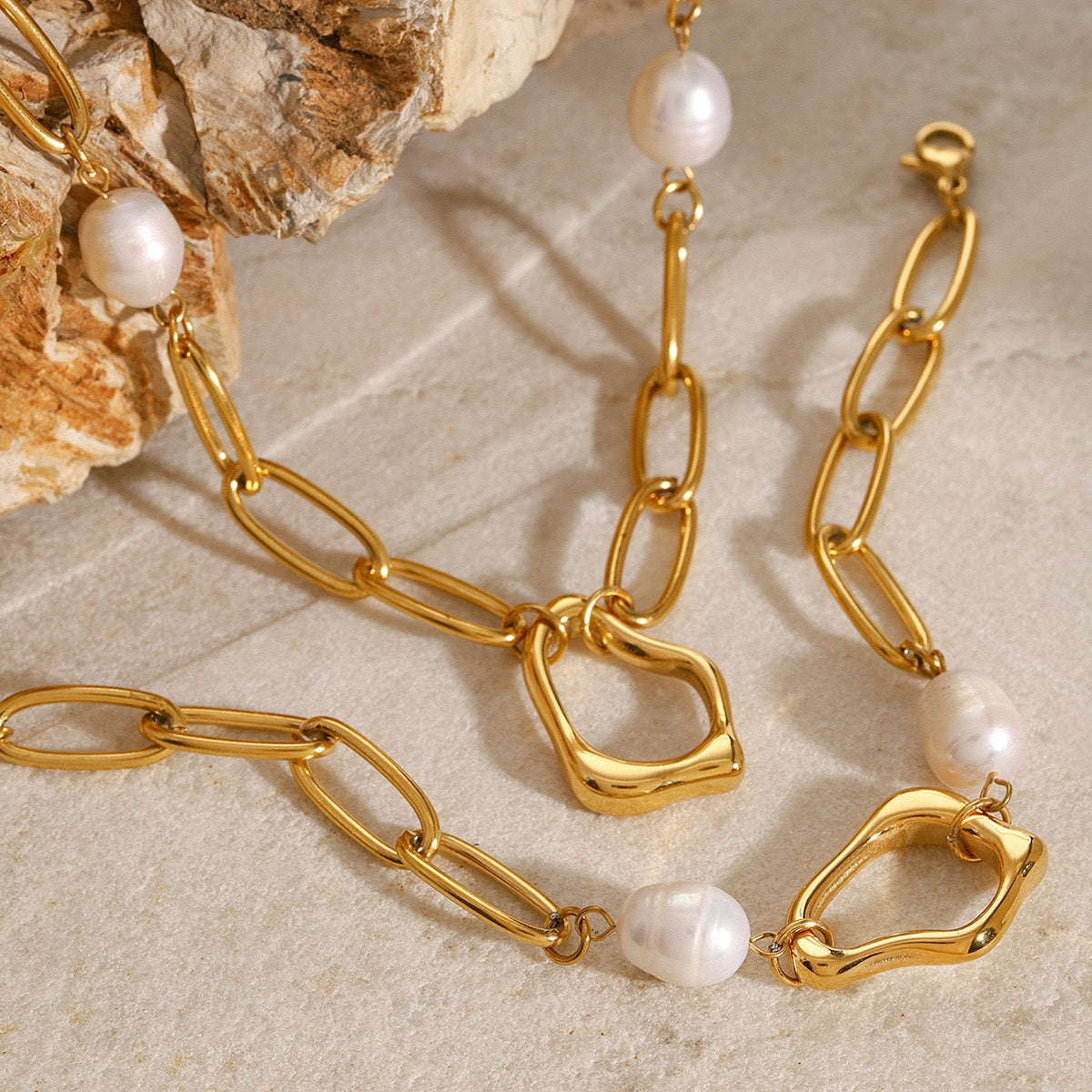 Green heart chain set