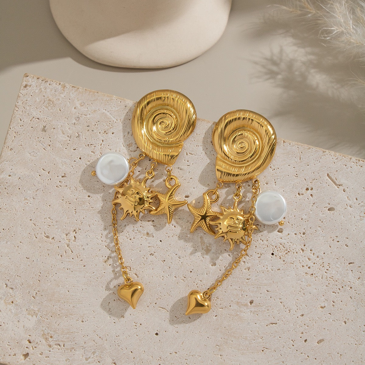 Swirl shell earrings