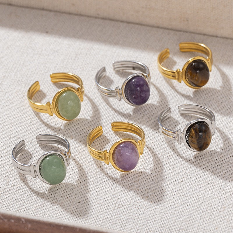 Round stone rings