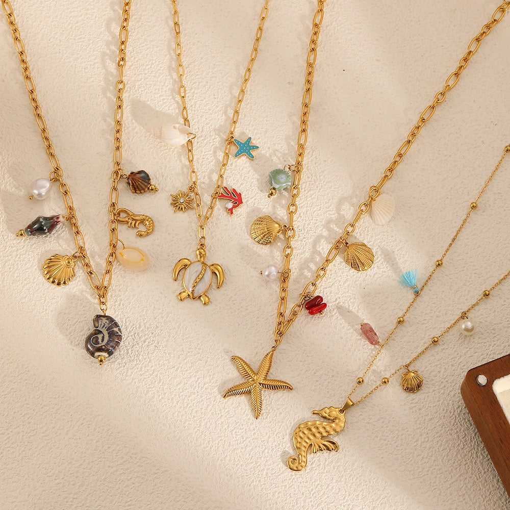 Dangling charm starfish shell pearly necklace