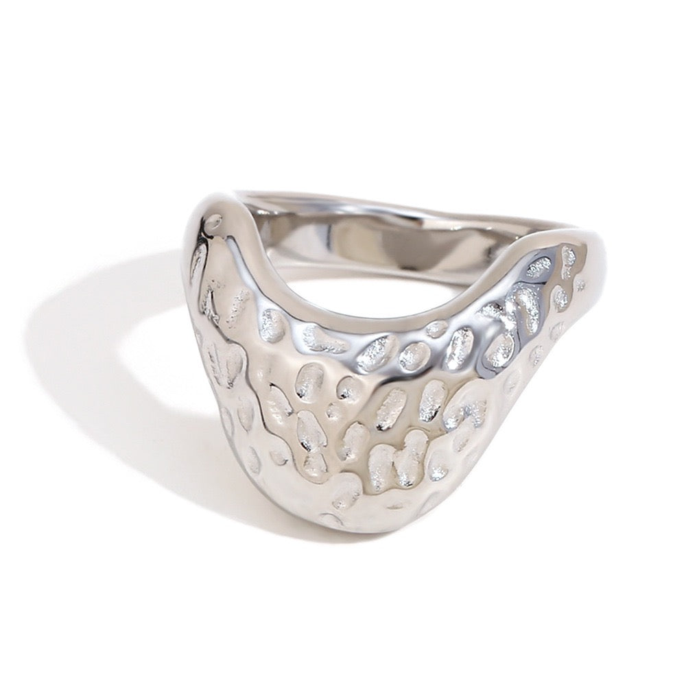 Mampa Lava pointy rings