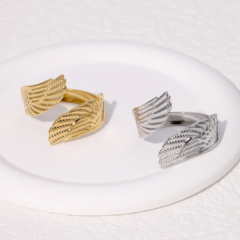 Angel wings rings
