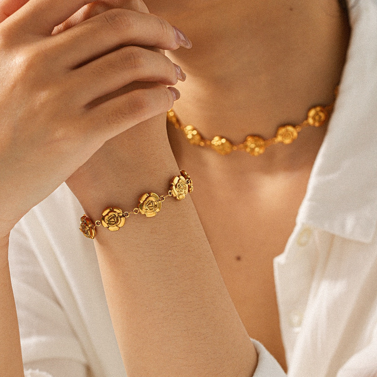 Golden flower bracelet