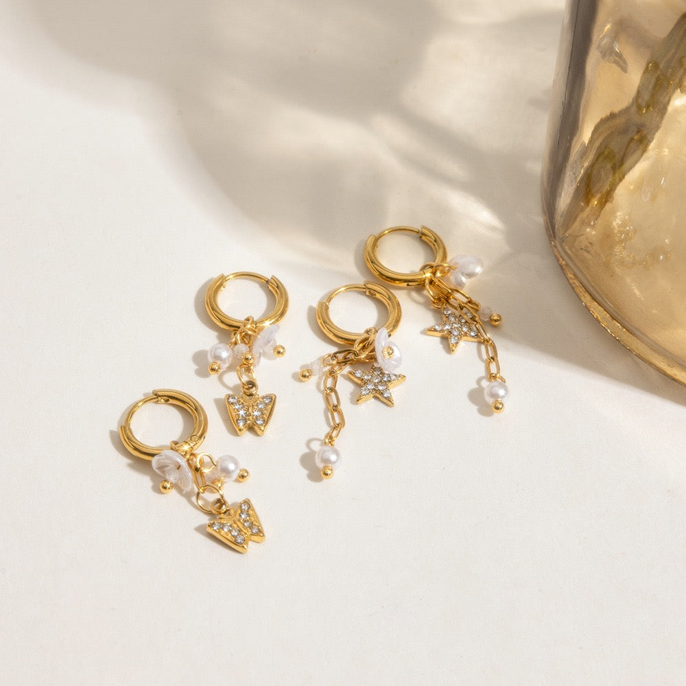 Pearly earrings collection