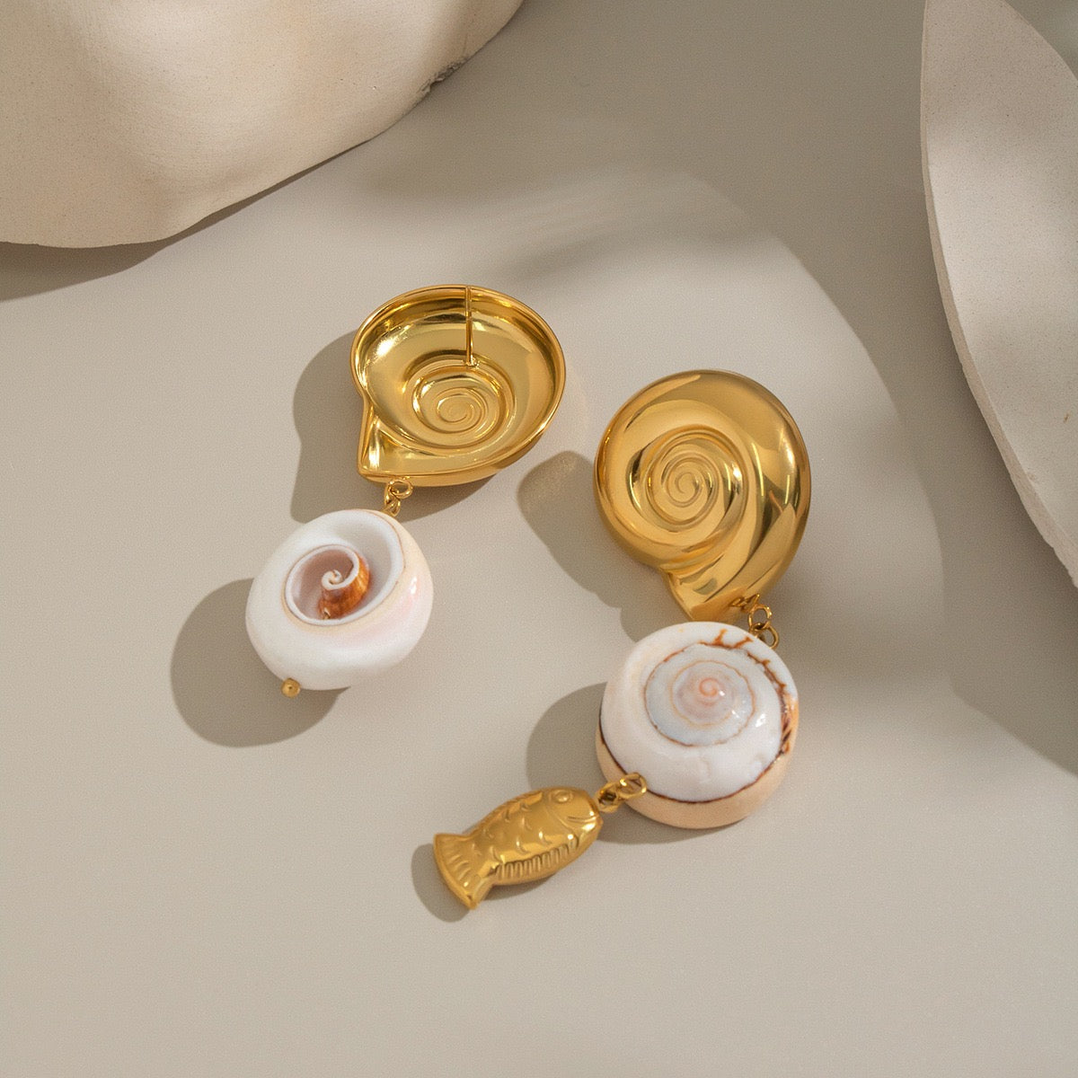 Swirl shell earrings