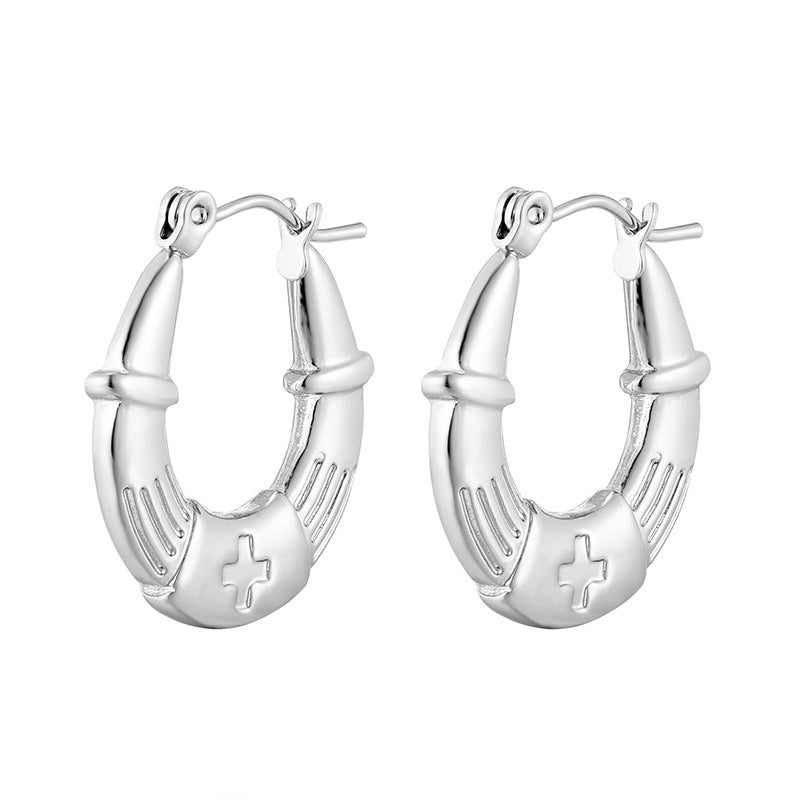Reminiscence hoops earrings