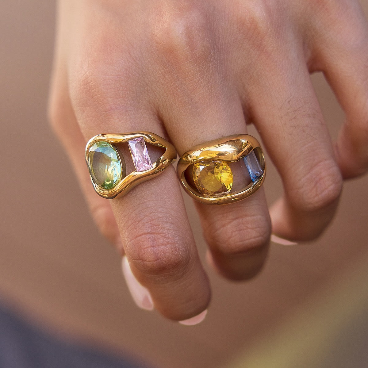 Sculptural Zirconia Statement Ring – Gold Tone Rings