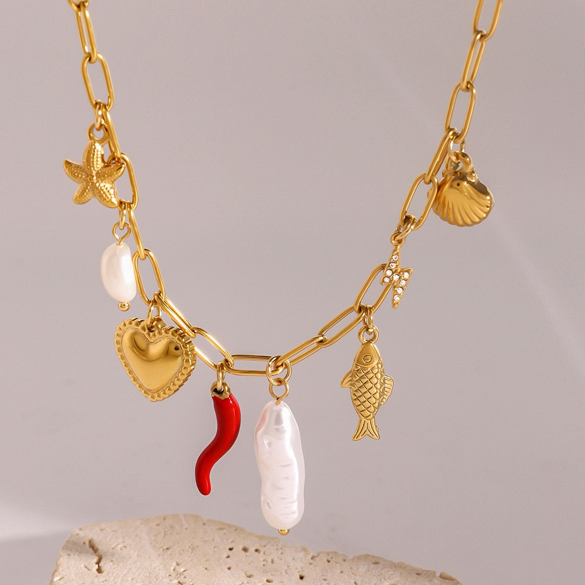 Big shell pendant charm necklace