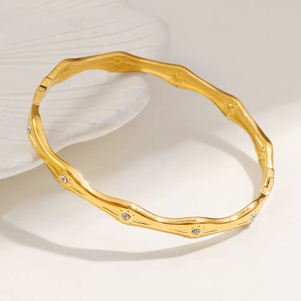 Dainty miya bangles