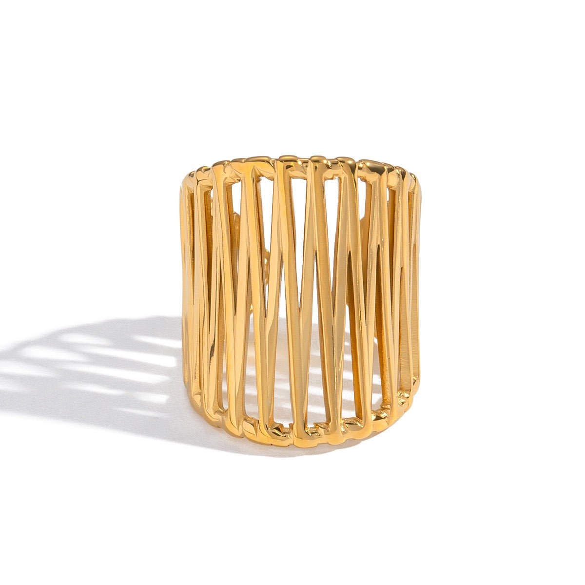 Chelsea Abstract concept rings