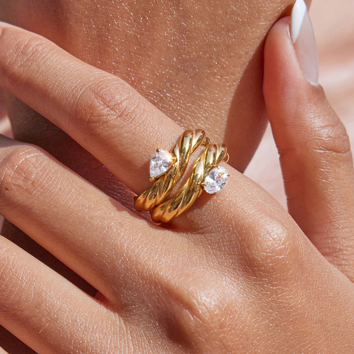 Sunny wave rings