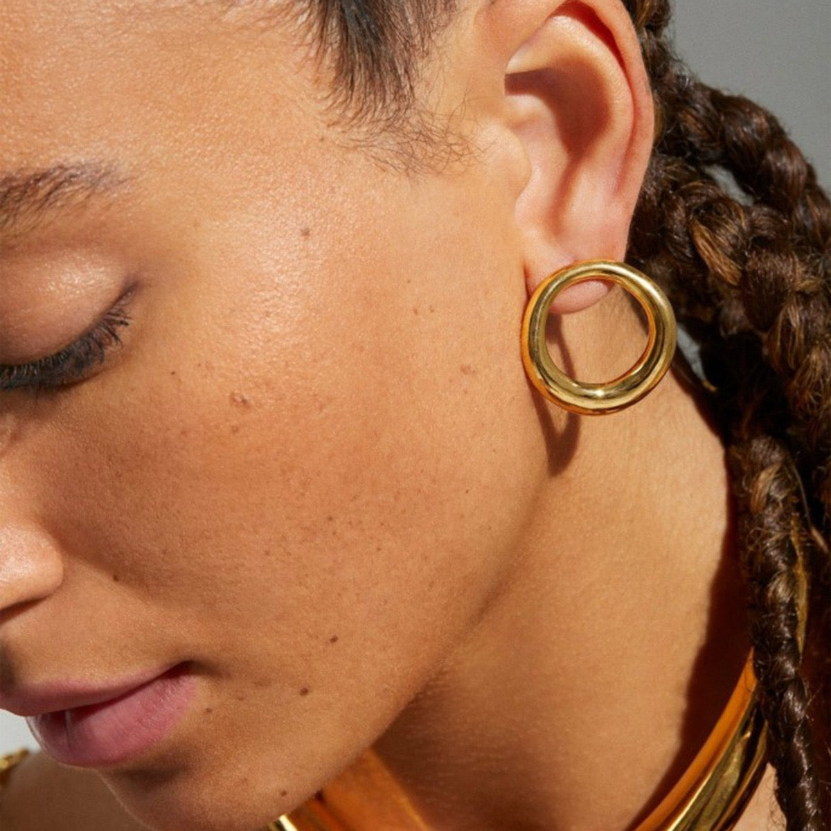 Oval hoops earrings