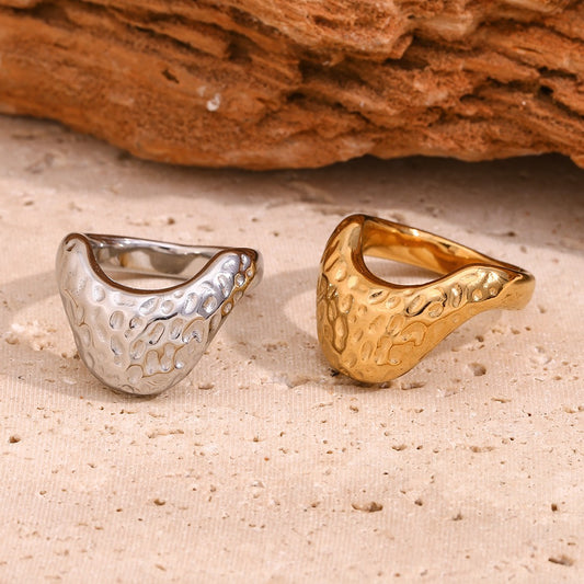 Mampa Lava pointy rings