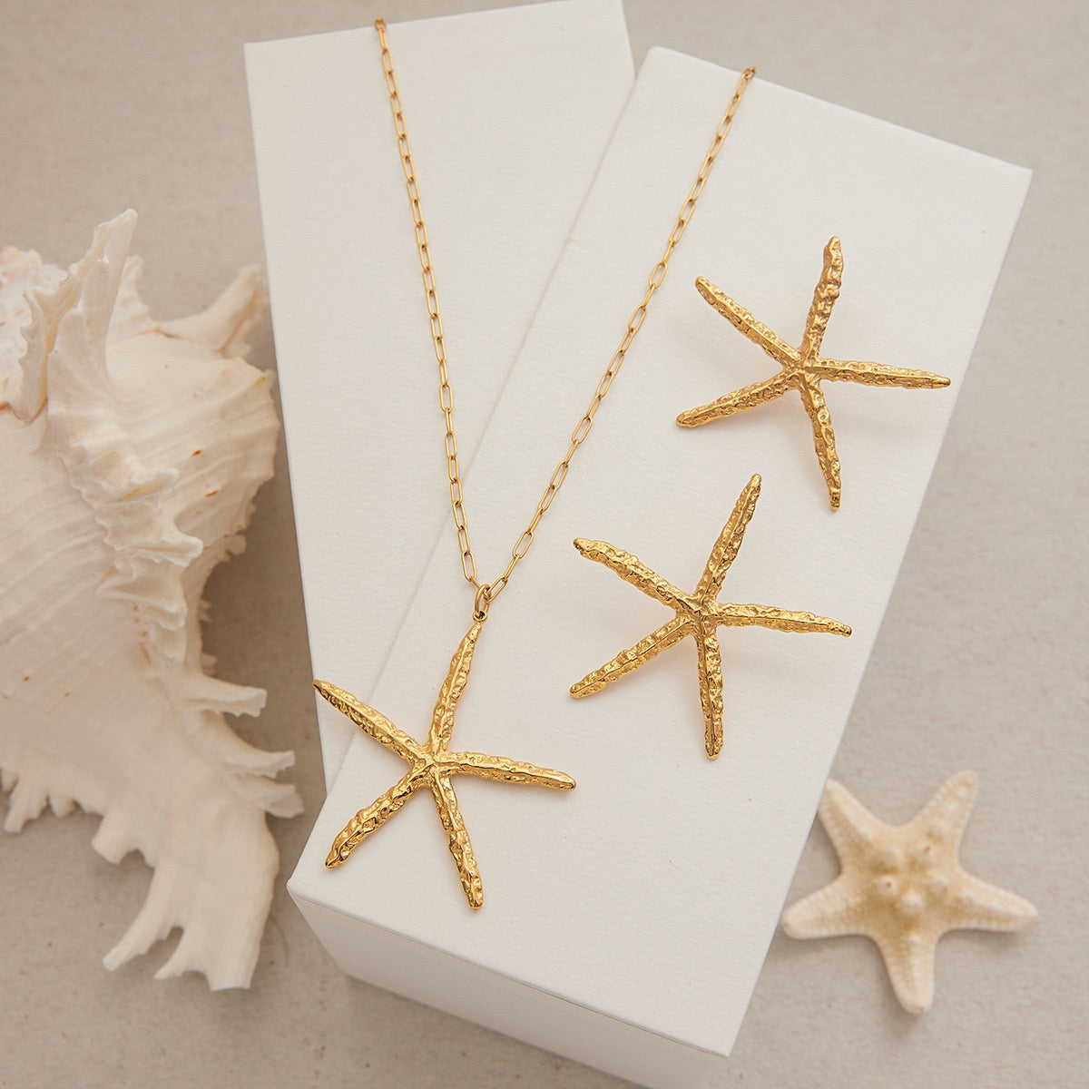 Pink starfish charm necklace