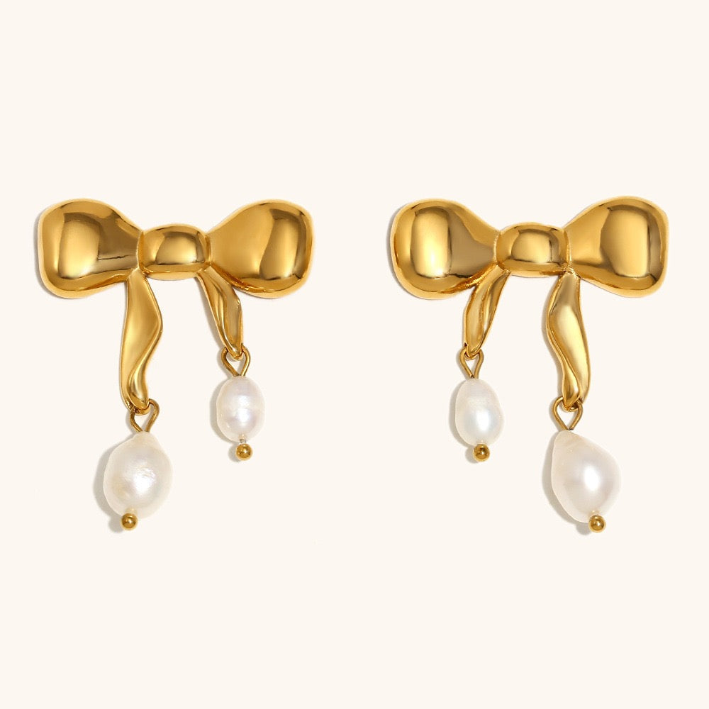 Pearly bows and butterfly earrings