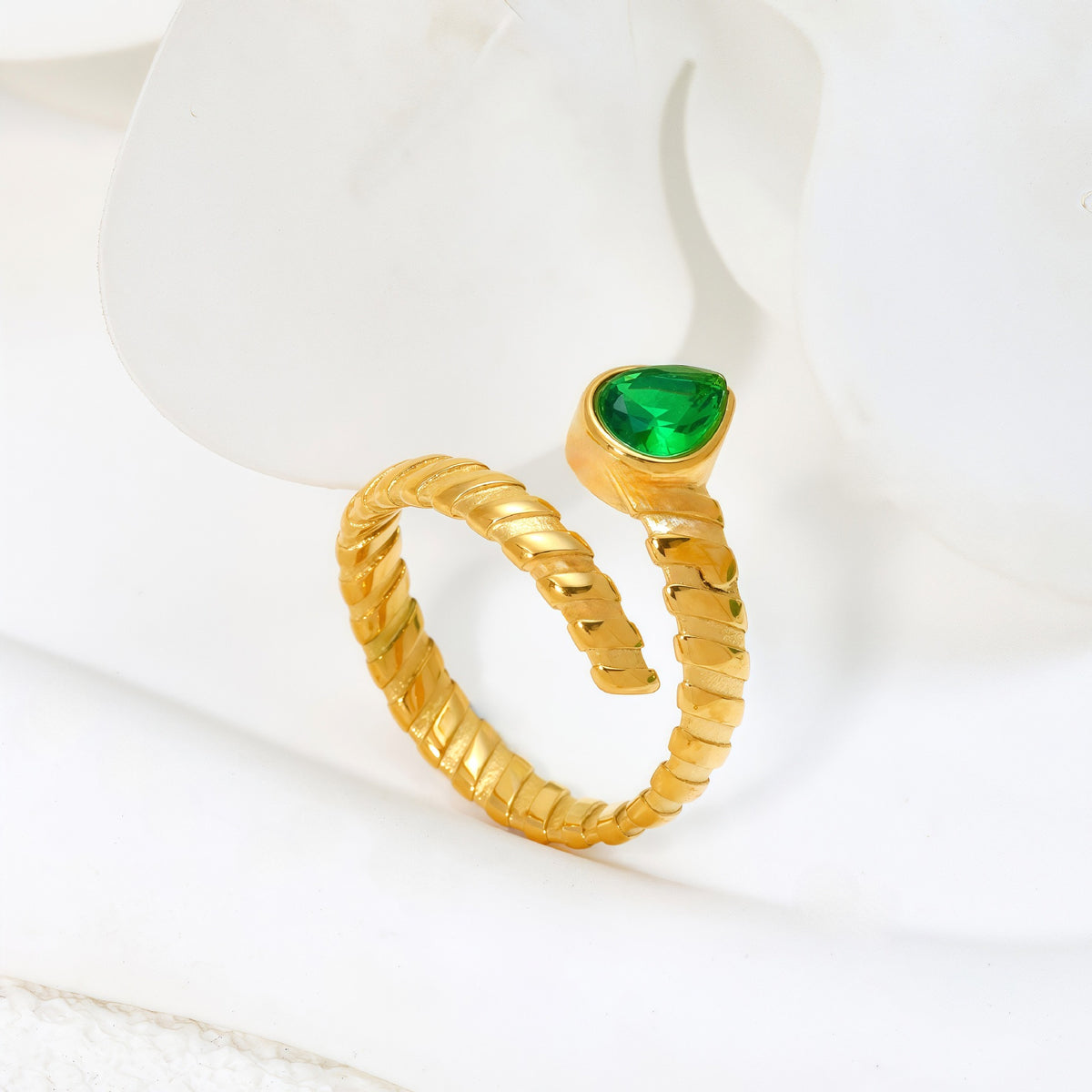 Cresia Cross stone rings