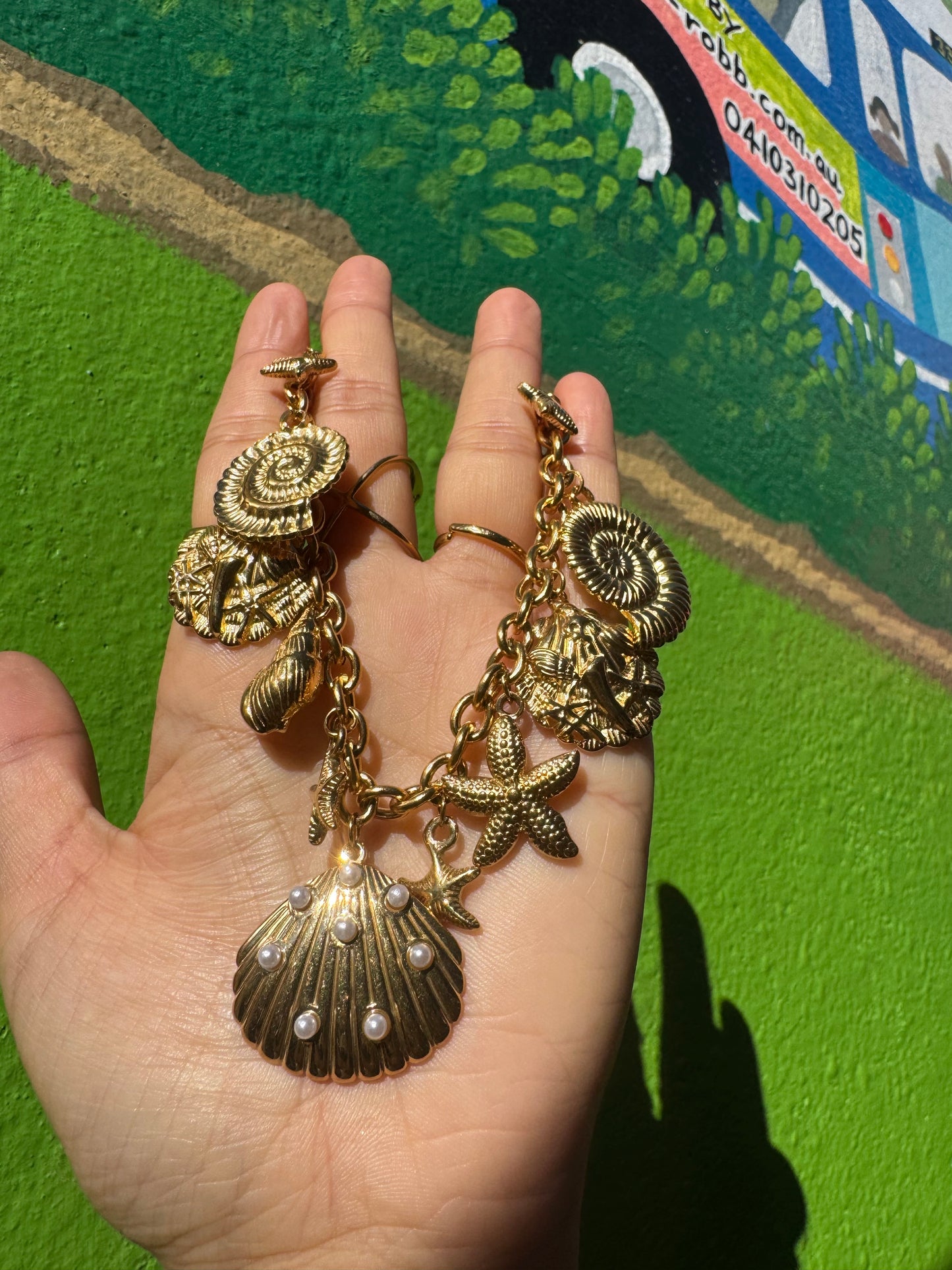 Sea world charm chunky necklace