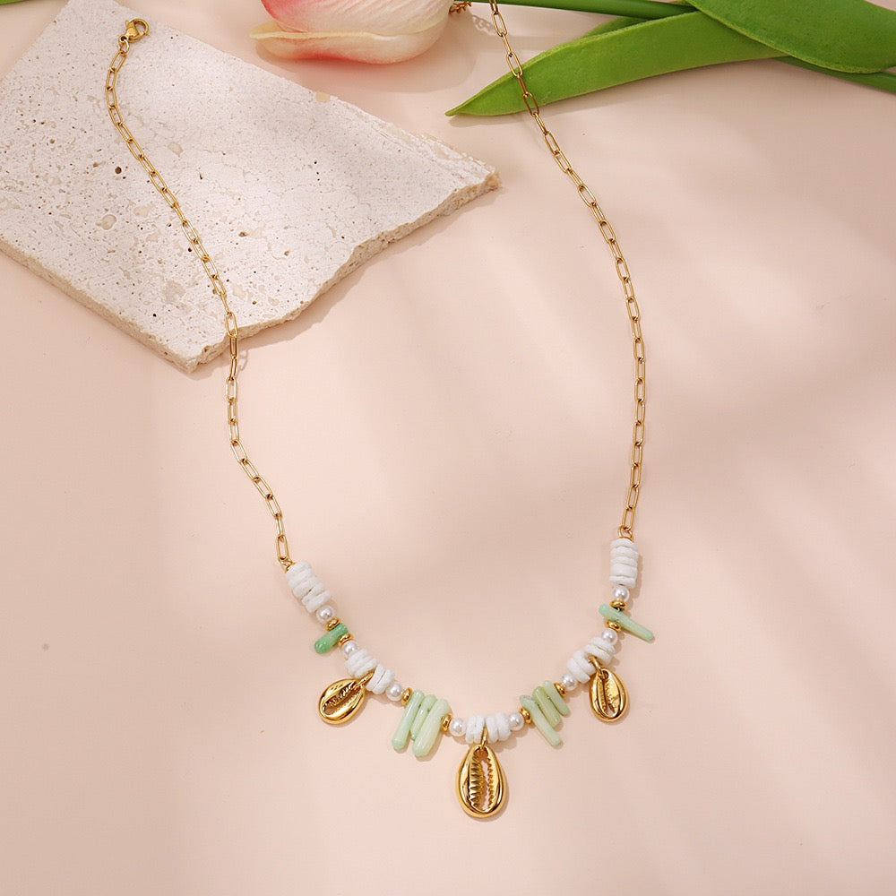 Big shell pendant charm necklace