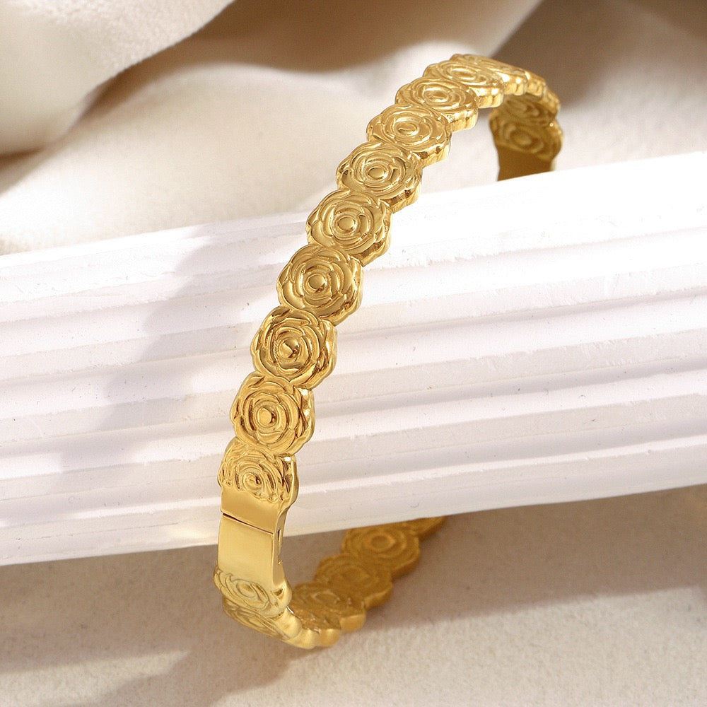 Camellia flower bangle