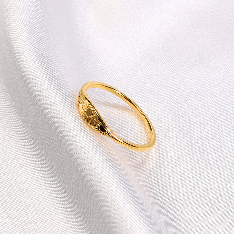 Aitana Sunrise dainty rings