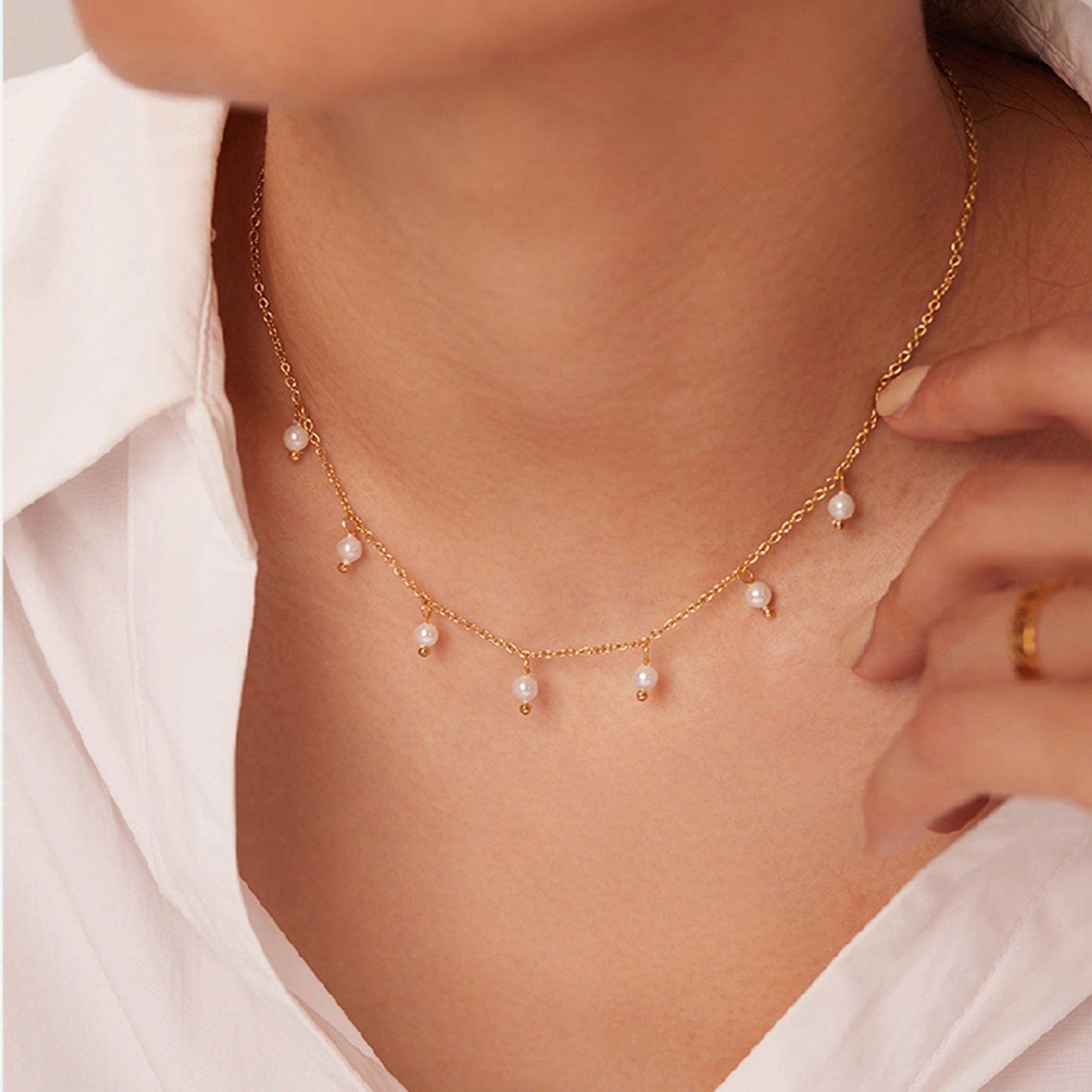 Katalie Pearl drops necklace