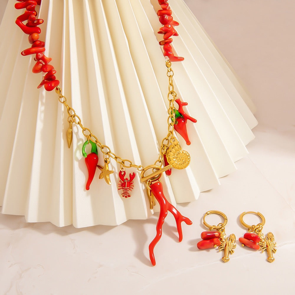 Red coral pendant necklace
