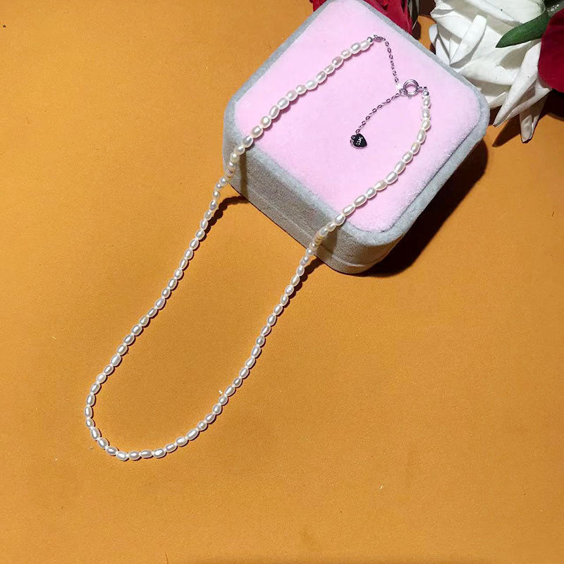 Shelton mini Freshwater pearls necklace 3mm