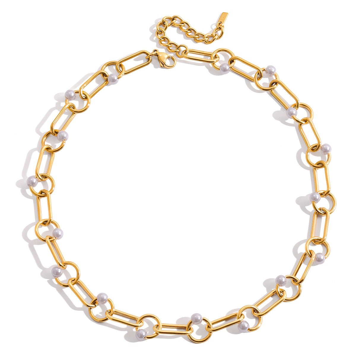 Pearly chain necklace