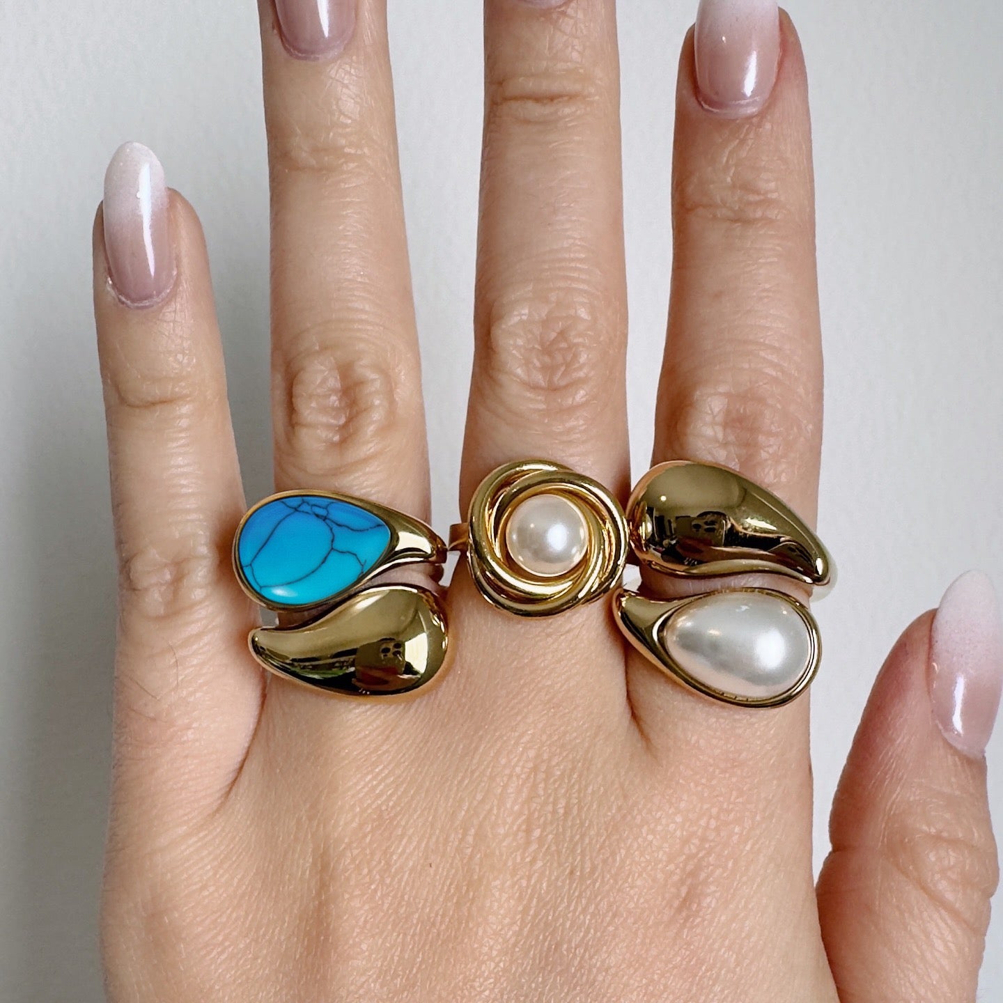Bulky Belle cross over rings