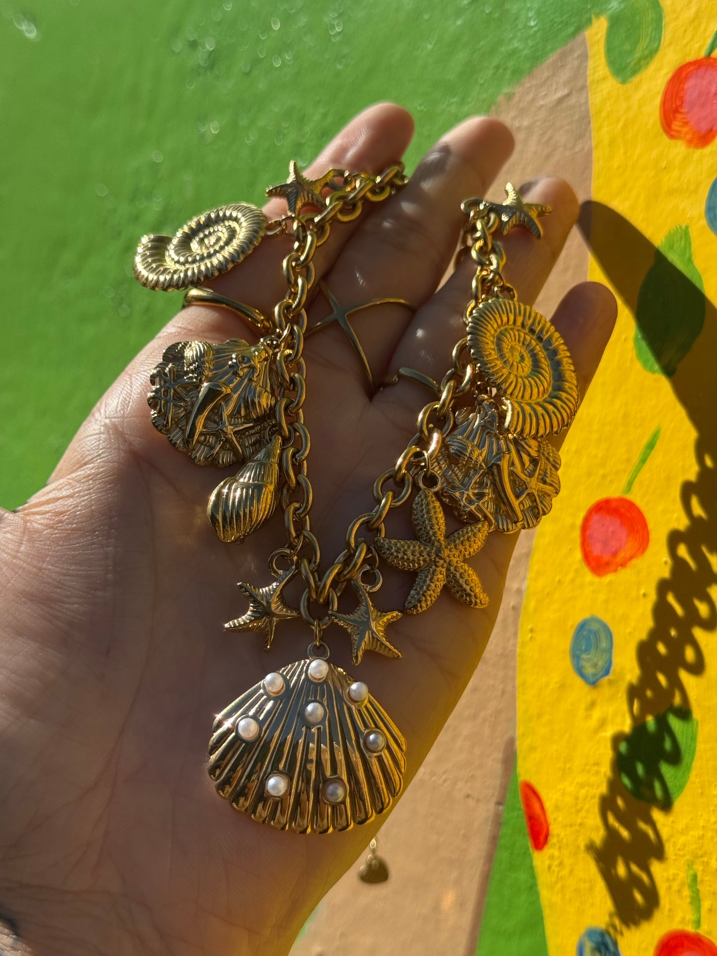 Sea world charm chunky necklace