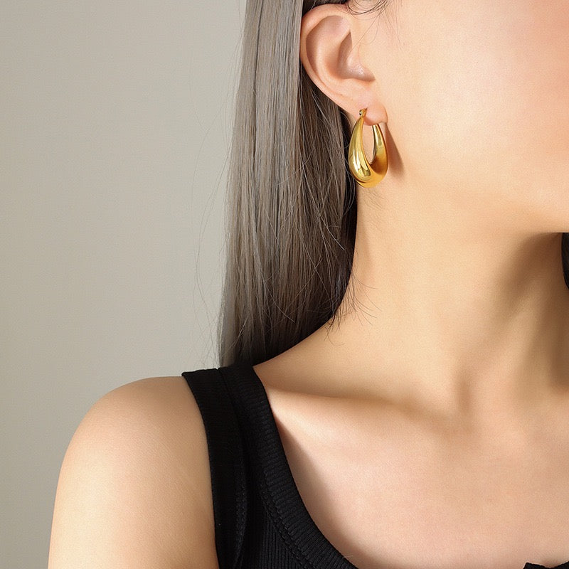 Waterfall chubby hoops earrings