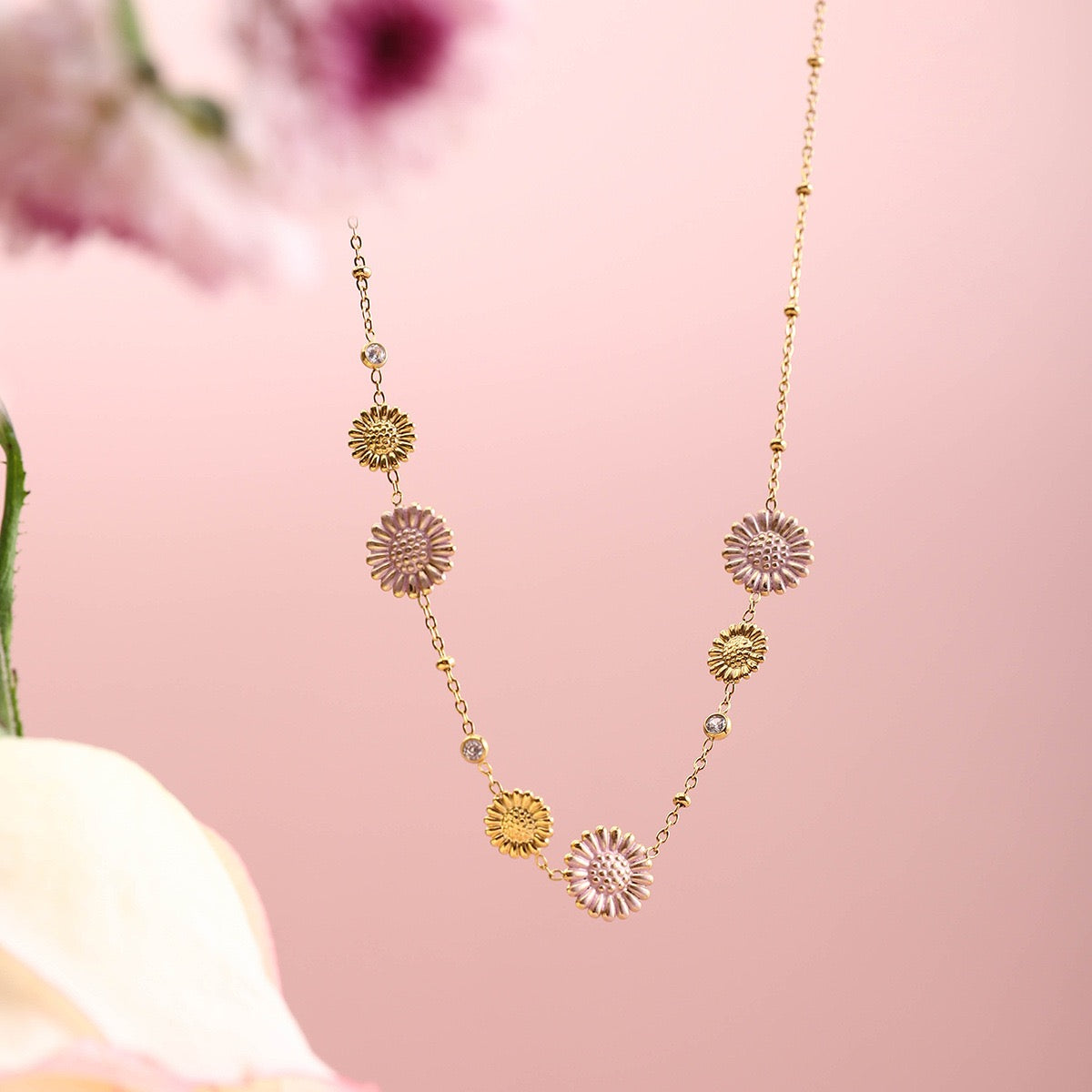 Pink Daisy necklace