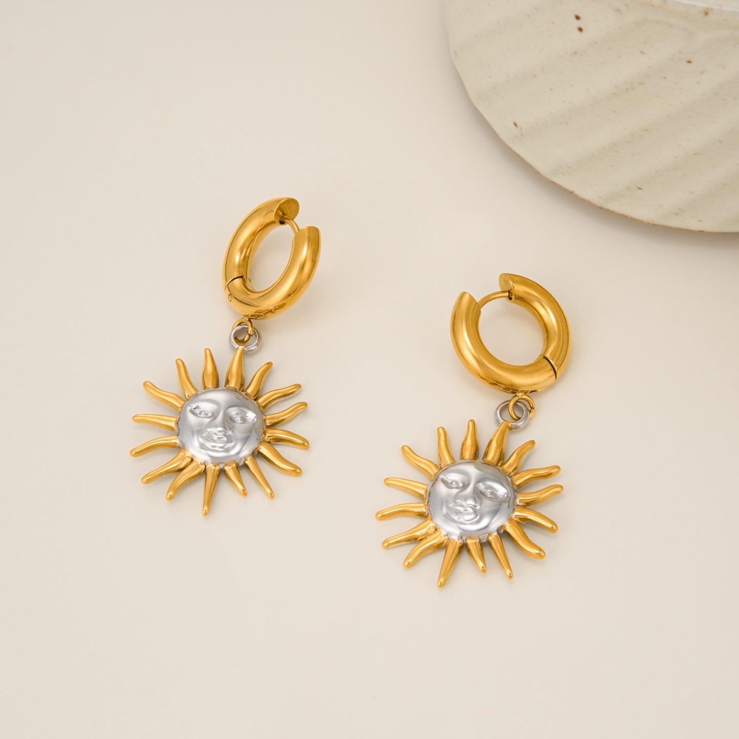 Smiley sun hoops earrings