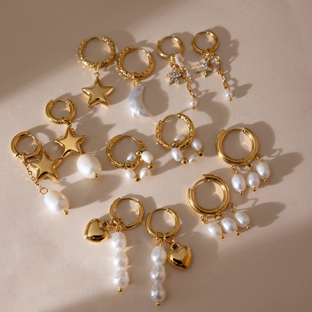 Pearly earrings collection