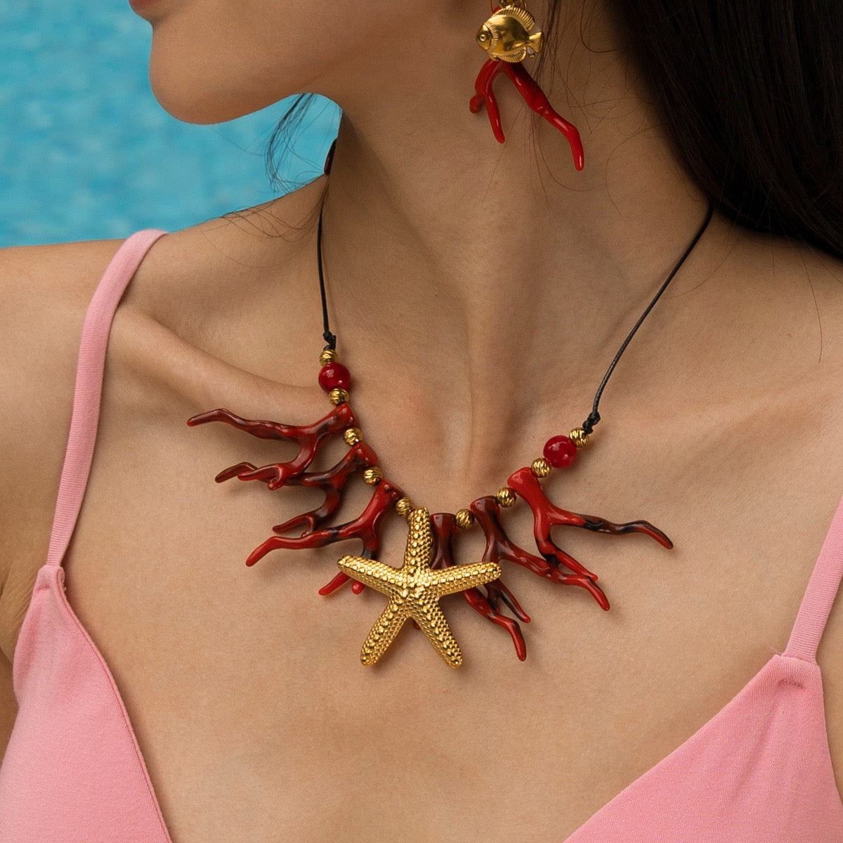 Red coral pendant necklace