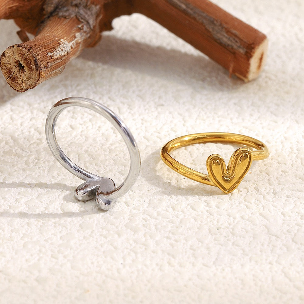 Minimalist Heart Ring – Dainty Stainless Steel Ring