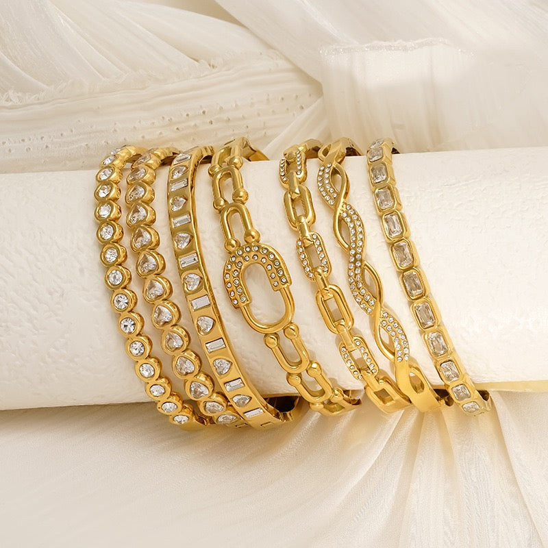 Rocky star bangle