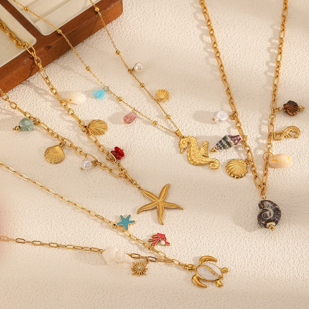 Dangling charm starfish shell pearly necklace